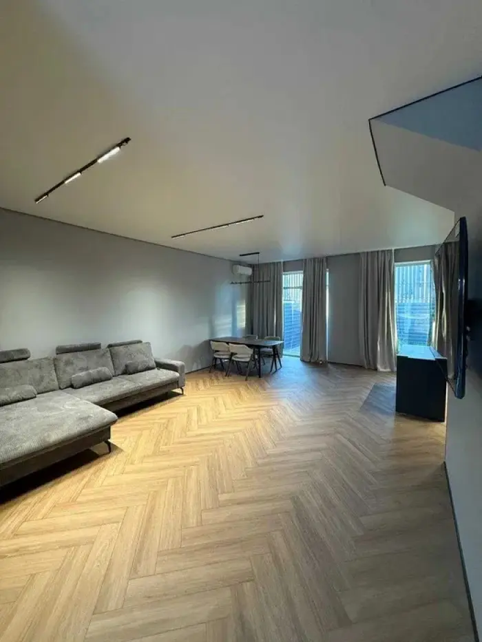 Фото Продаю дом, 130 кв. м, Центральная Садовая ул.  Киев, цена: 175000 $, код 2783