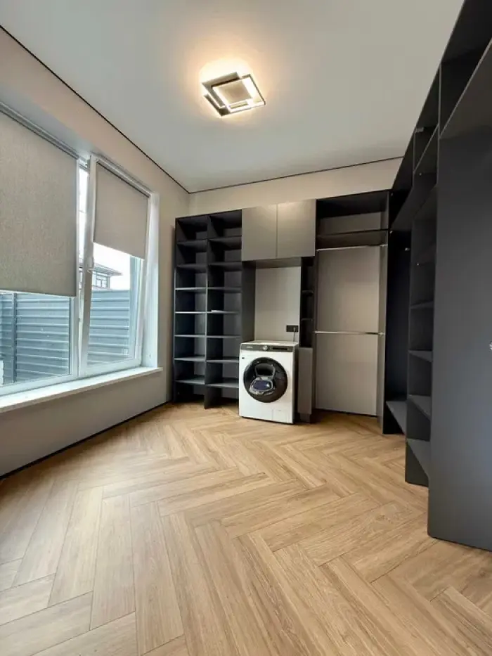 Фото Продаю дом, 130 кв. м, Центральная Садовая ул.  Киев, цена: 175000 $, код 2783