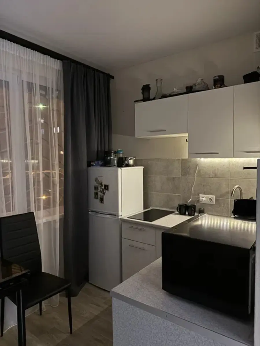 Фото Продаю 1-комнатную квартиру, 37 кв. м, Автозаводская ул. 39 Киев, цена: 59000 $, код 2794
