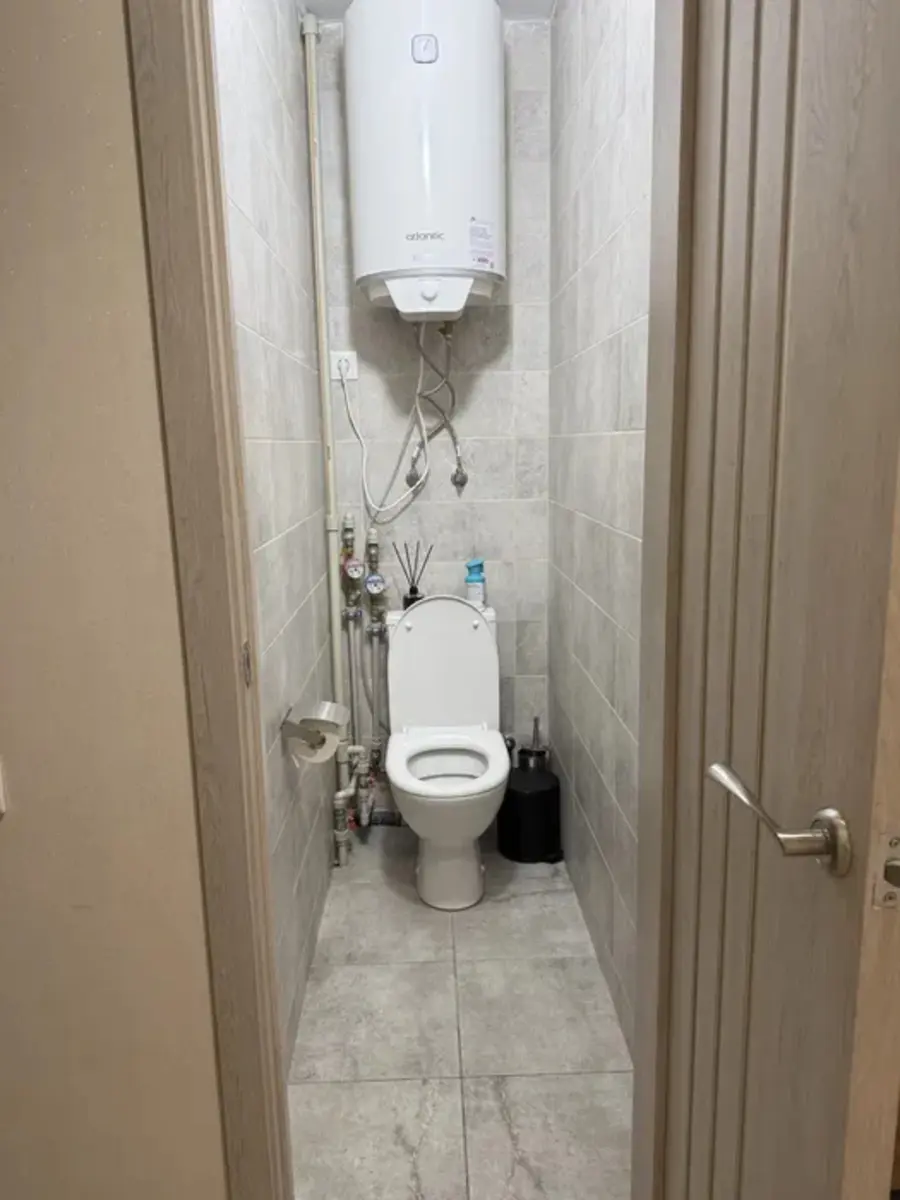 Фото Продаю 1-комнатную квартиру, 37 кв. м, Автозаводская ул. 39 Киев, цена: 59000 $, код 2794