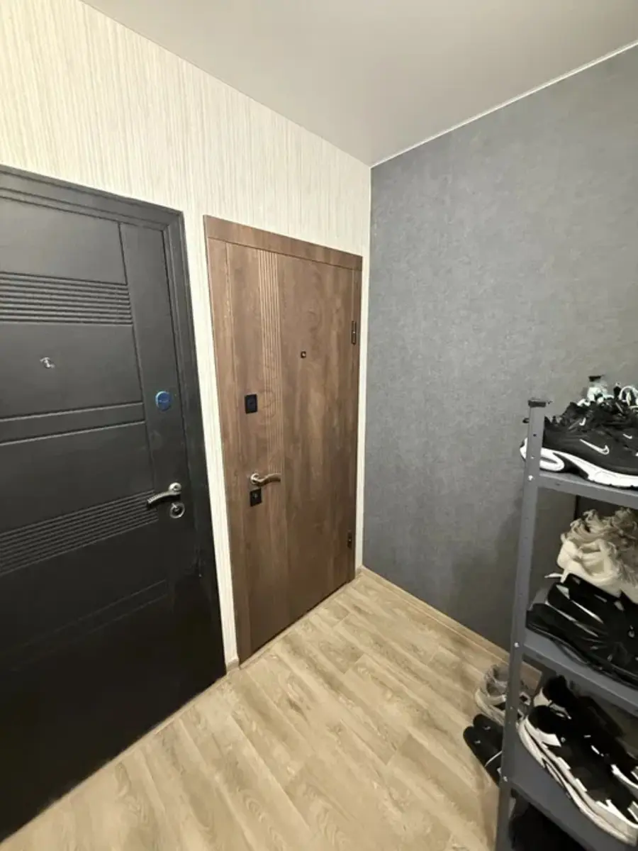 Фото Продаю 1-комнатную квартиру, 37 кв. м, Автозаводская ул. 39 Киев, цена: 59000 $, код 2794