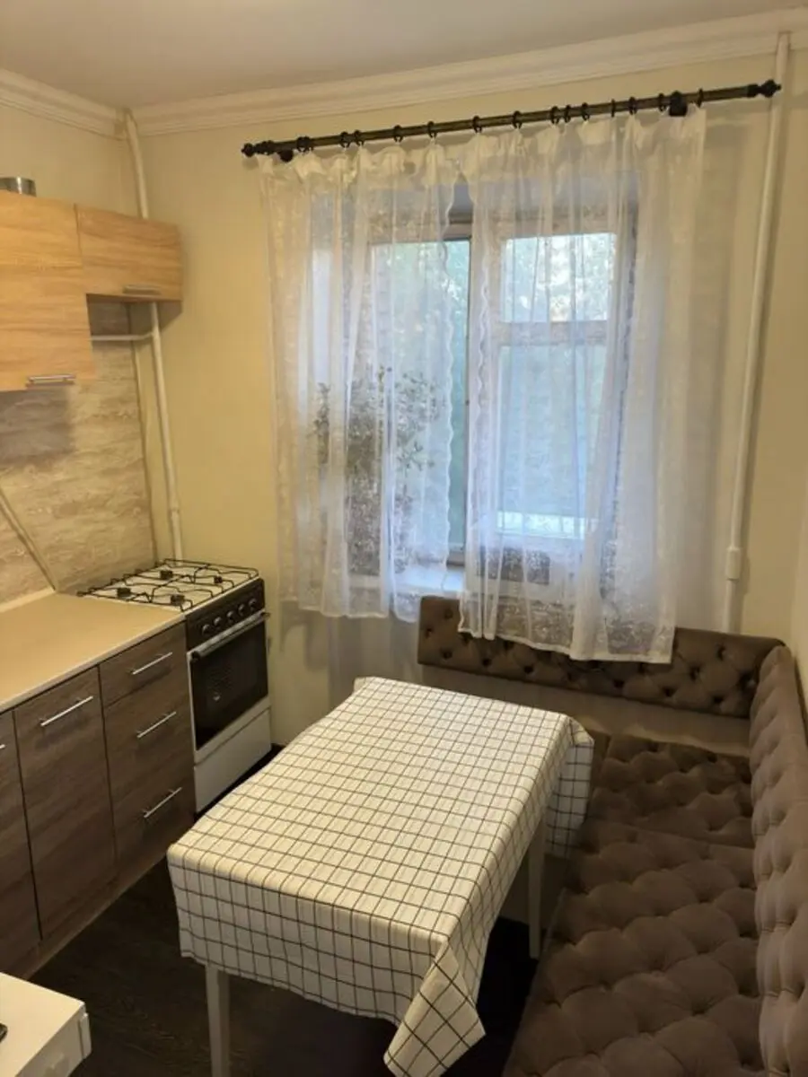 Фото Продаю 1 кімнатну квартиру, 32 кв. м, Вишг.ська вул. 46 Київ, ціна: 45500 $, код 2795