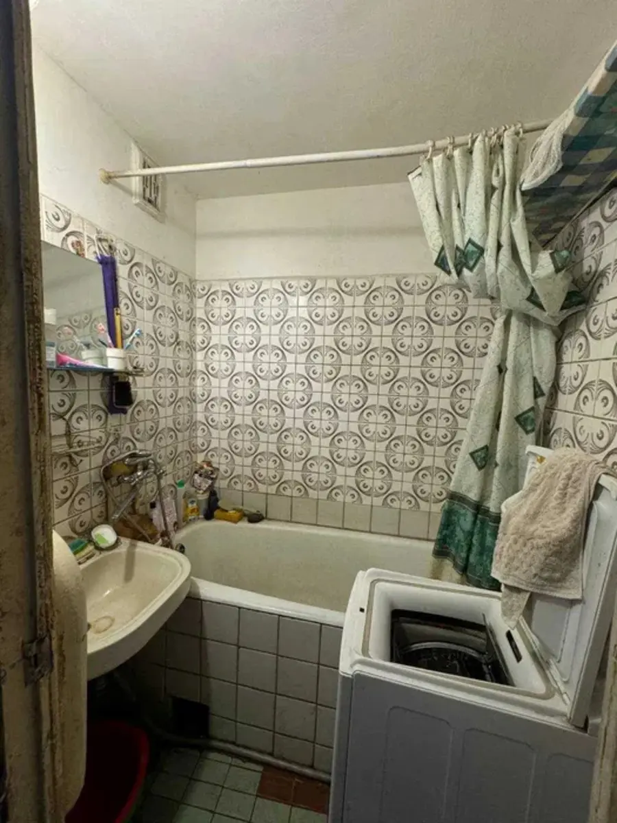 Фото Selling a 3-room apartment, 70 sq.m., Symyrenka Street 7 Kyiv, price: 65000 $, code 2796