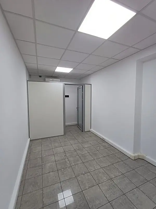Фото Rent an office, Leskova Street 4 Kyiv for long-term rent, price: 1100 $, code 2798