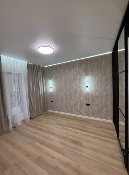 Фото Продаю 1-комнатную квартиру, 42 кв. м, Краснова ул.  Одесса, цена: 63800 $, код 2823