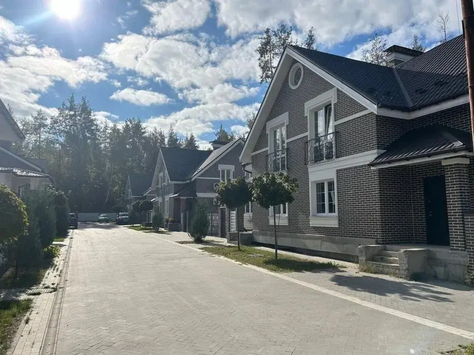 Фото Продаю будинок, 110 кв. м, Михайла Чалого вул.  Київ, ціна: 170000 $, код 2836