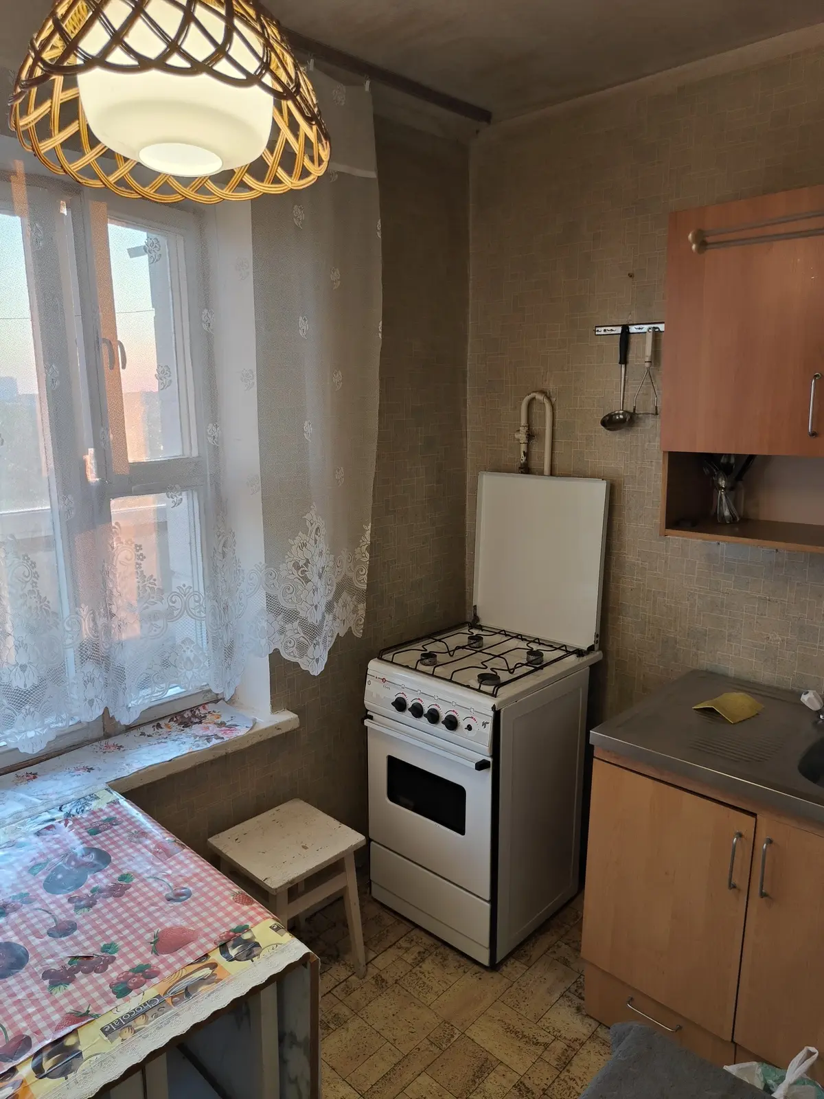 Фото Зняти 1 кімнатну квартиру, Метрологічна вул.  Київ в довгострокову оренду, ціна: 9500 грн, код 2840