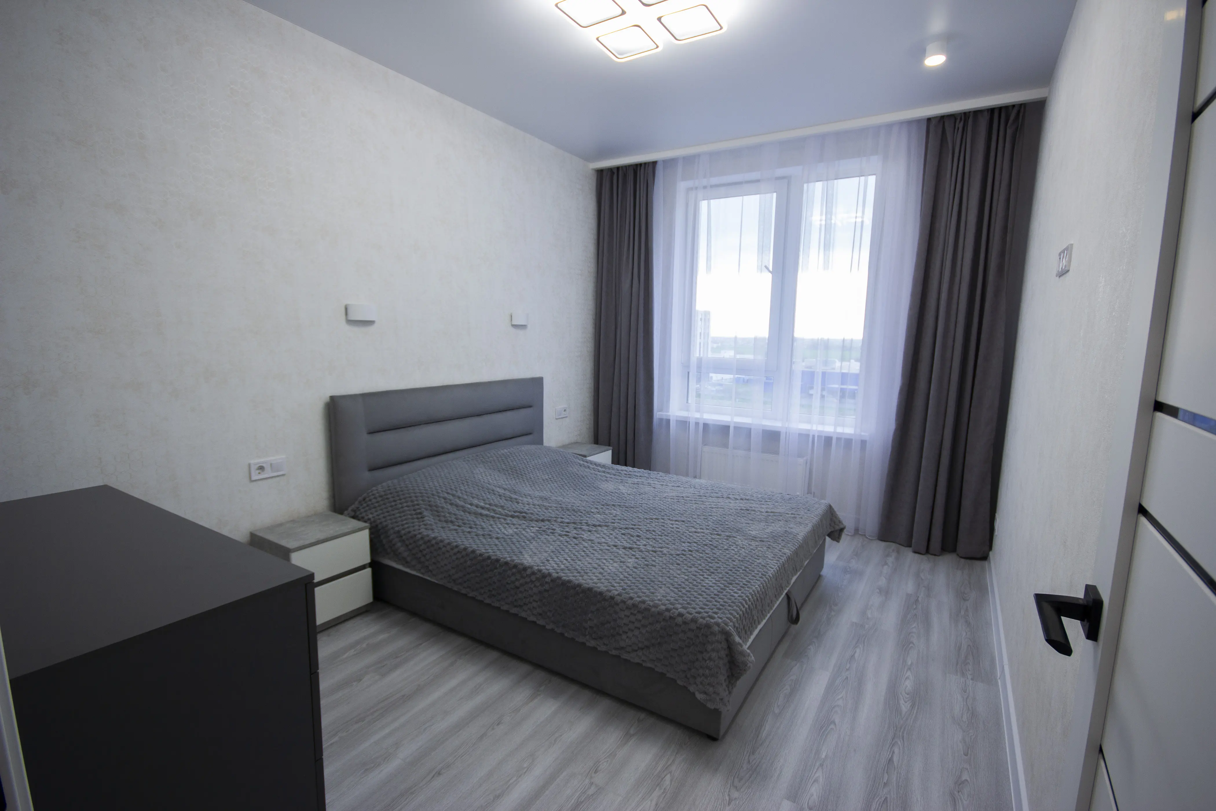Фото Rent a 1-room apartment, Yevhena Chykalenka Street (Akademika Viliamsa Street) 93 к1 Odesa for long-term rent, price: 11500 UAH, code 2850