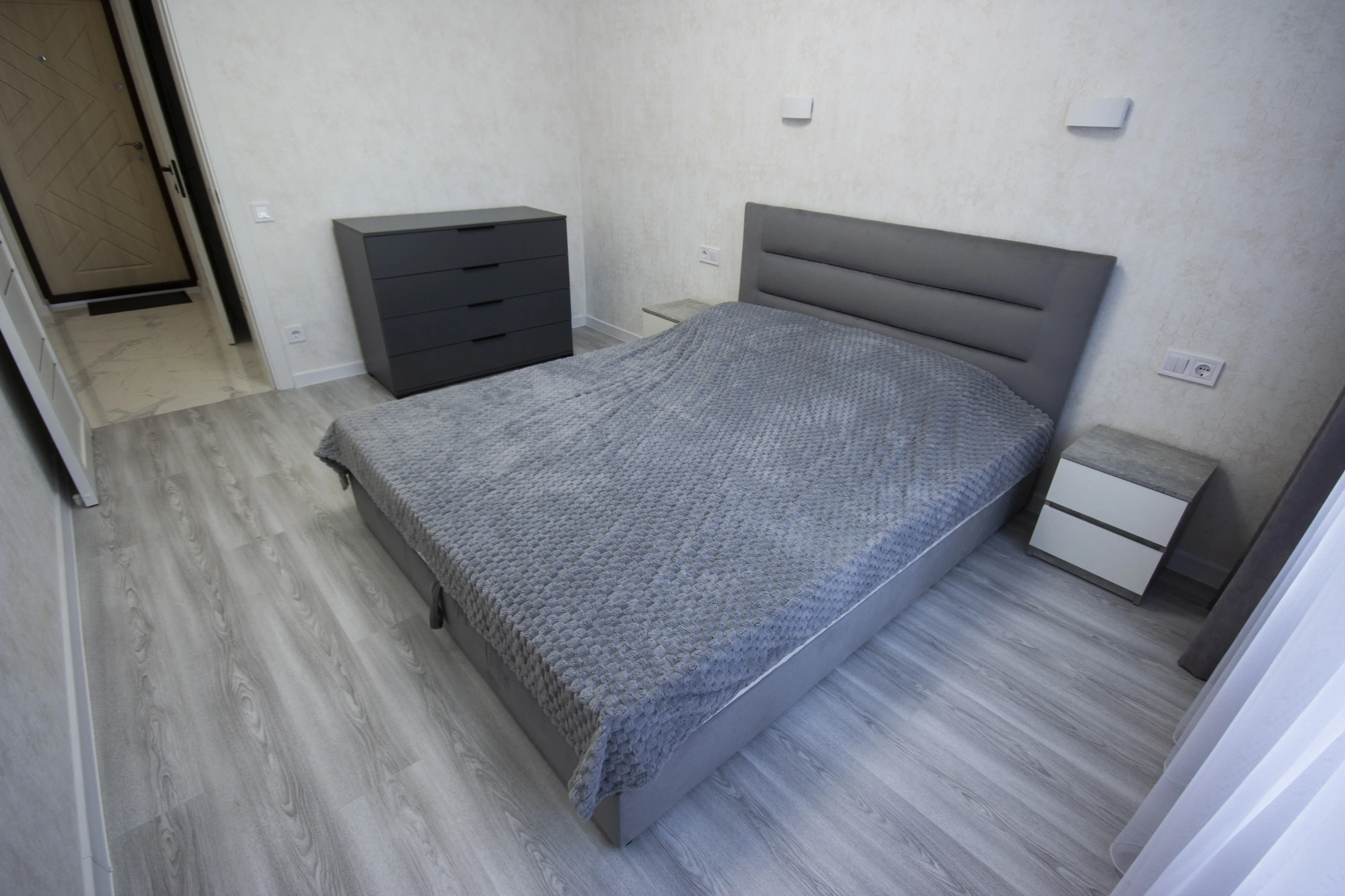 Фото Rent a 1-room apartment, Yevhena Chykalenka Street (Akademika Viliamsa Street) 93 к1 Odesa for long-term rent, price: 11500 UAH, code 2850