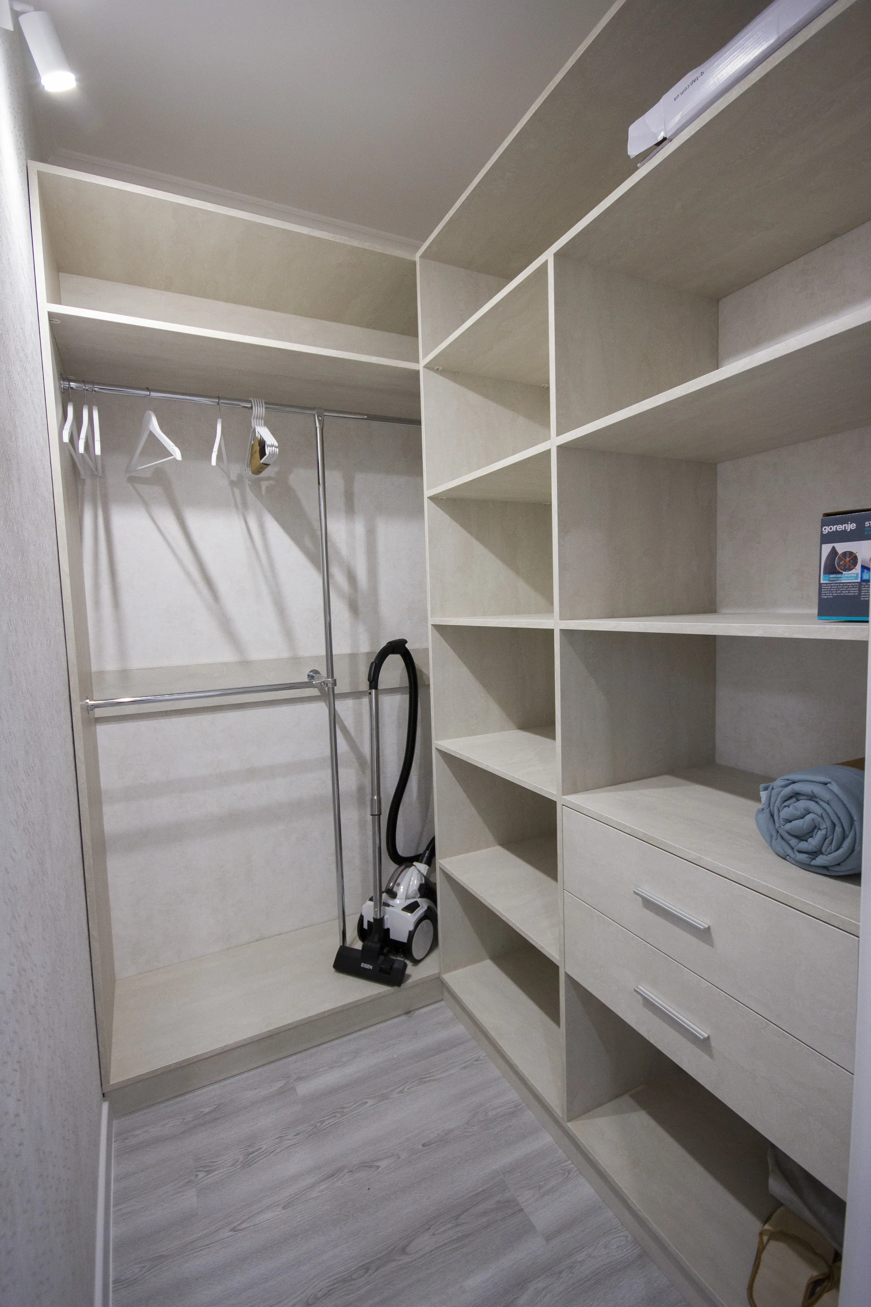 Фото Rent a 1-room apartment, Yevhena Chykalenka Street (Akademika Viliamsa Street) 93 к1 Odesa for long-term rent, price: 11500 UAH, code 2850