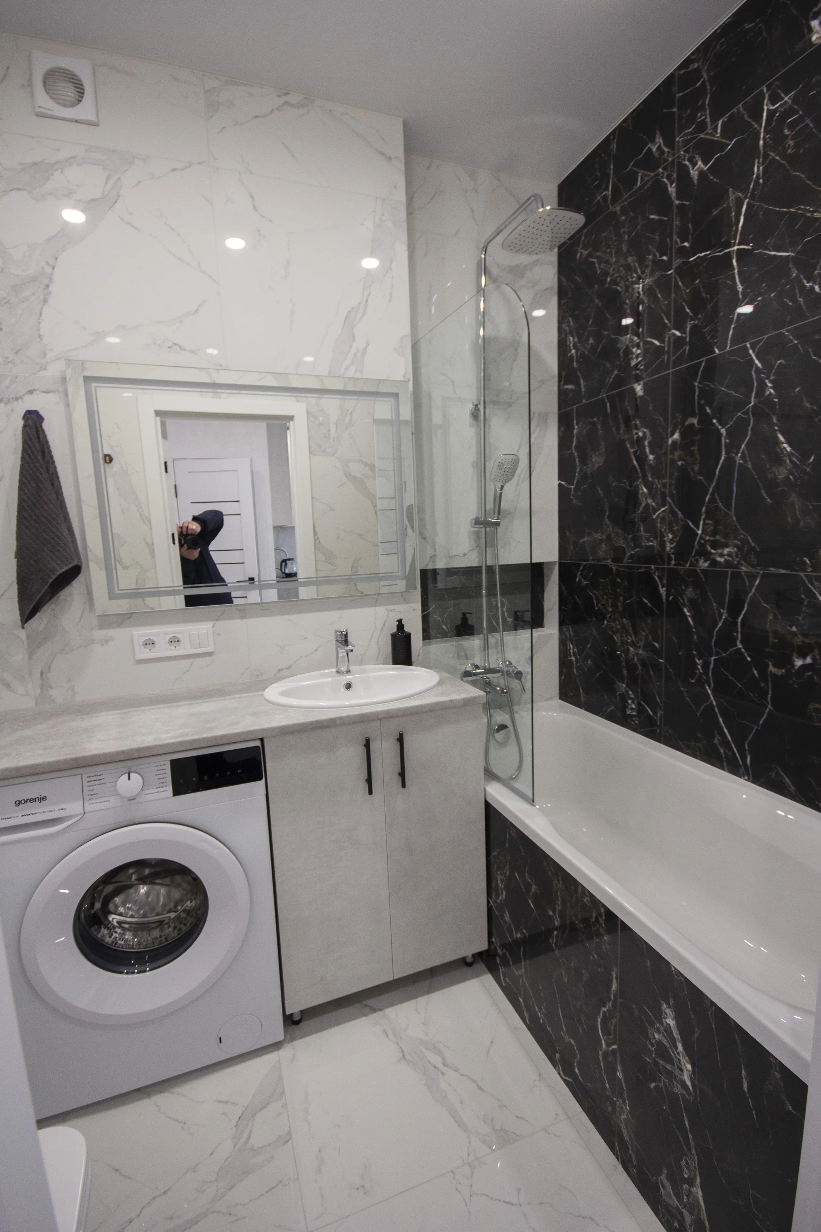 Фото Rent a 1-room apartment, Yevhena Chykalenka Street (Akademika Viliamsa Street) 93 к1 Odesa for long-term rent, price: 11500 UAH, code 2850