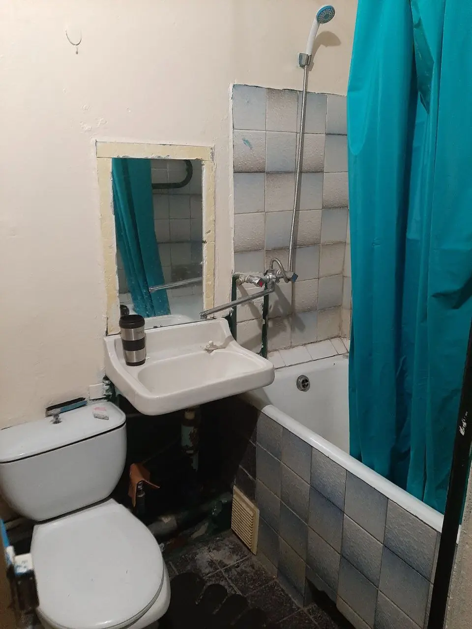 Фото Продаю 1 кімнатну квартиру, 29.5 кв. м, Юрія Кондратюка вул. 4Б Київ, ціна: 35000 $, код 2851