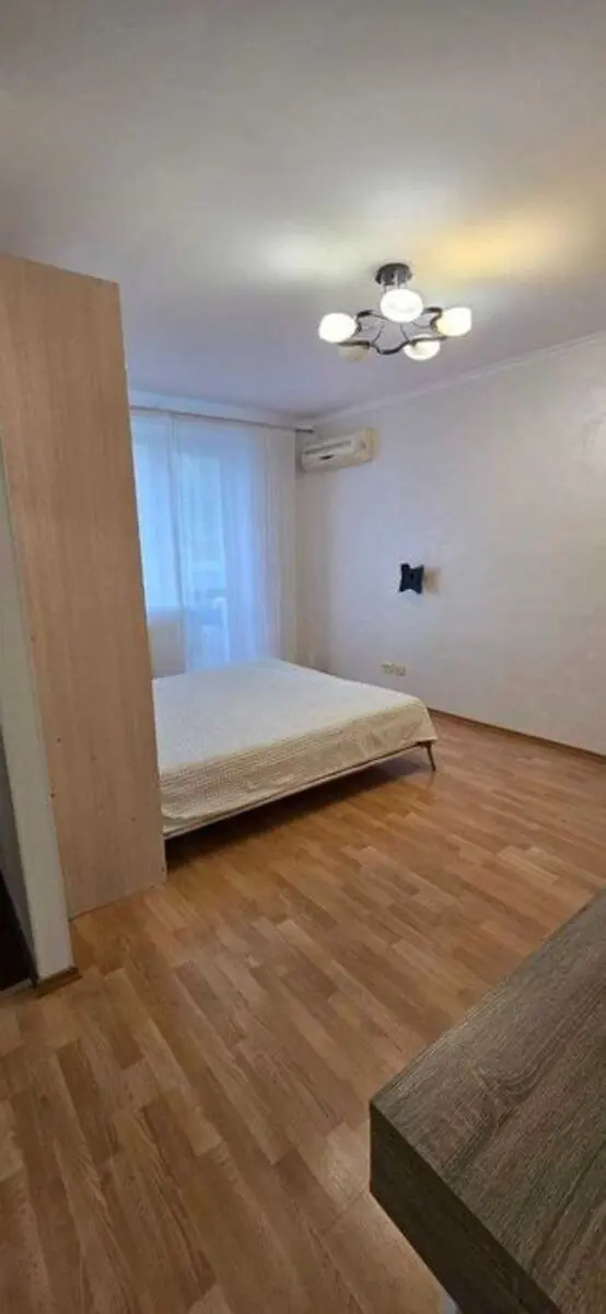 Фото Продаю 1-комнатную квартиру, 33 кв. м, Михаила Донца ул.  Киев, цена: 52000 $, код 2858