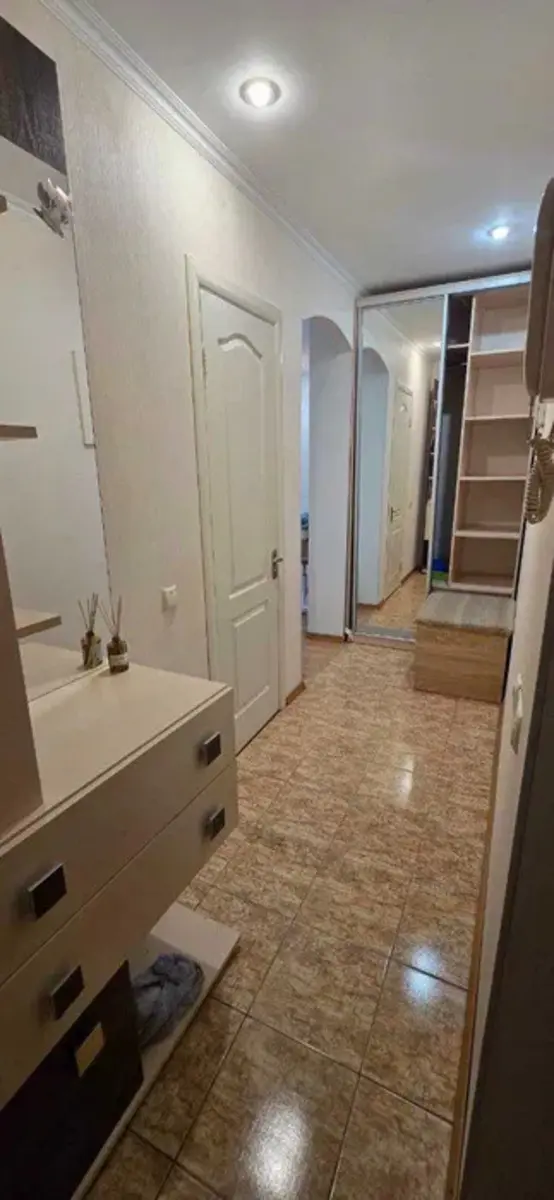Фото Продаю 1-комнатную квартиру, 33 кв. м, Михаила Донца ул.  Киев, цена: 52000 $, код 2858