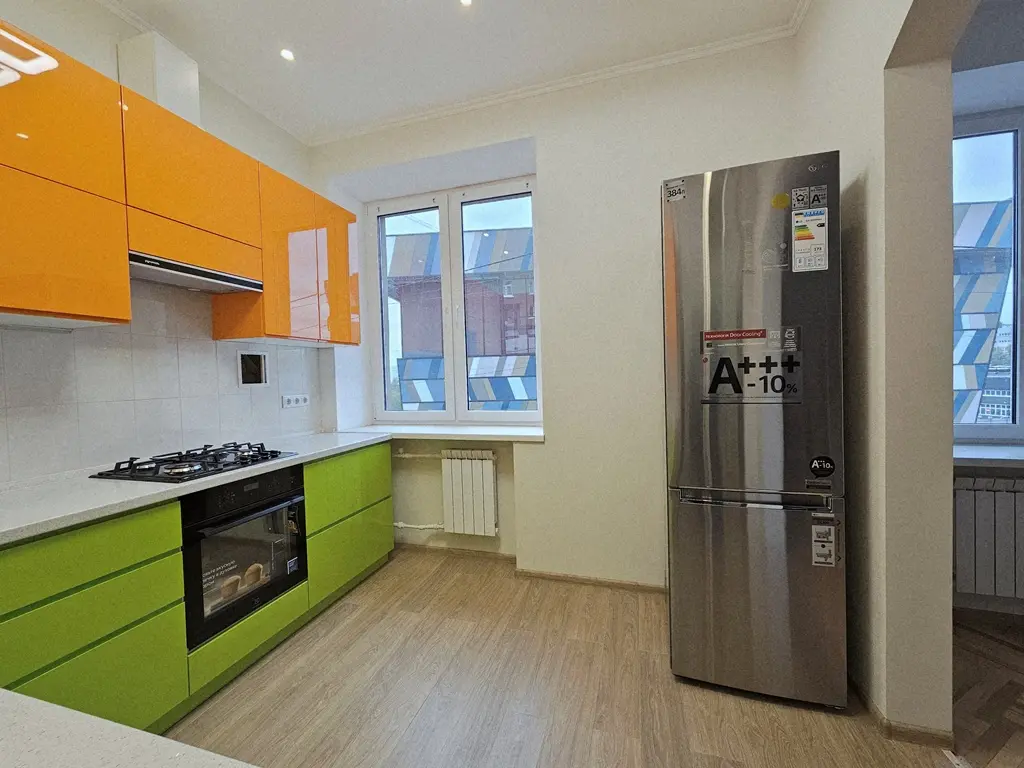 Фото Selling a 3-room apartment, 70 sq.m., John Paul II Street (Patrisa Lumumby Street) 7 Kyiv, price: 138000 $, code 2868