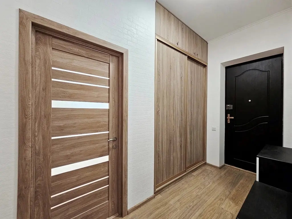 Фото Selling a 3-room apartment, 70 sq.m., John Paul II Street (Patrisa Lumumby Street) 7 Kyiv, price: 138000 $, code 2868