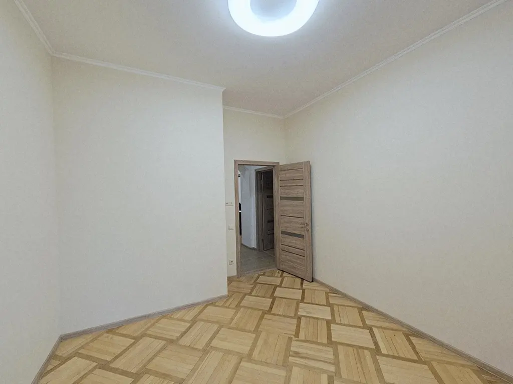 Фото Selling a 3-room apartment, 70 sq.m., John Paul II Street (Patrisa Lumumby Street) 7 Kyiv, price: 138000 $, code 2868