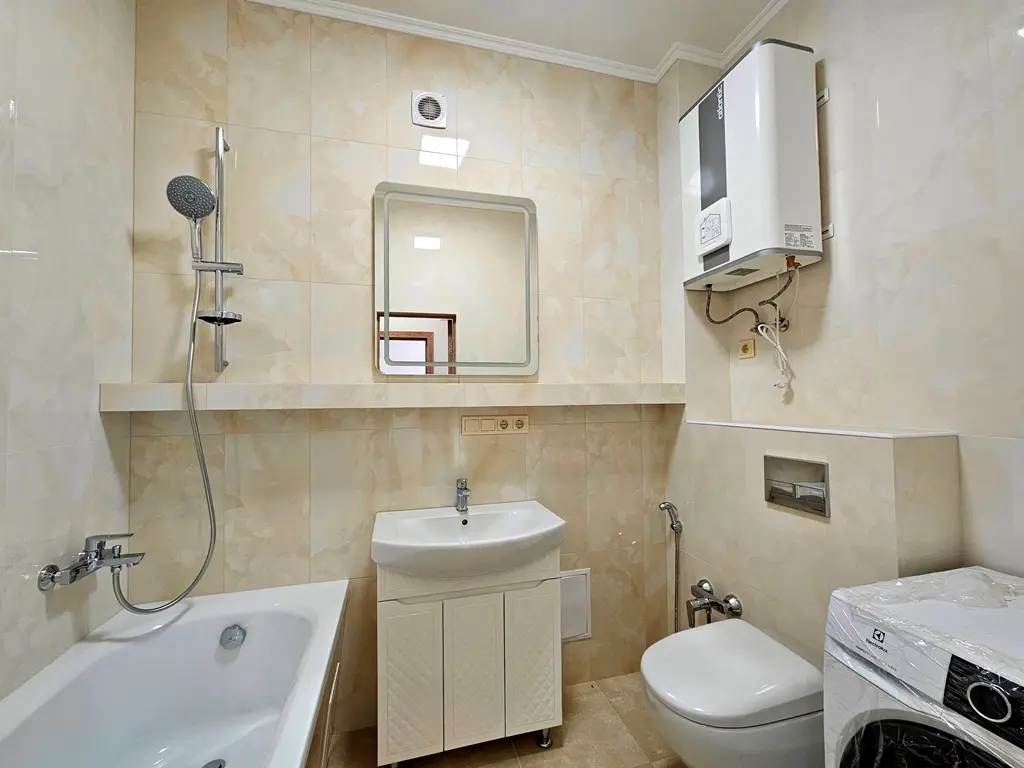 Фото Selling a 3-room apartment, 70 sq.m., John Paul II Street (Patrisa Lumumby Street) 7 Kyiv, price: 138000 $, code 2868