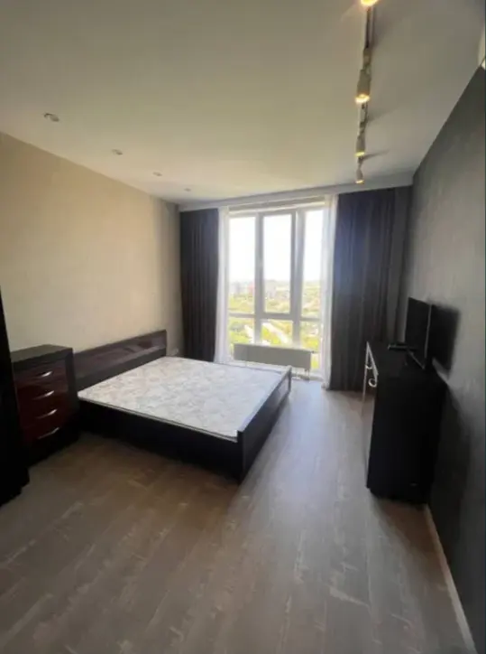 Фото Продаю 1 кімнатну квартиру, 40 кв. м, Люстдорфська дорога (Черноморская дорога)  Одеса, ціна: 50000 $, код 2911