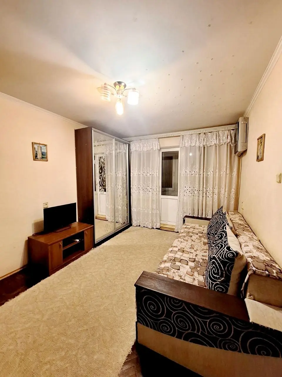 Фото Selling a 1-room apartment, 31 sq.m., Akademika Filatova Street  Odesa, price: 29000 $, code 2919