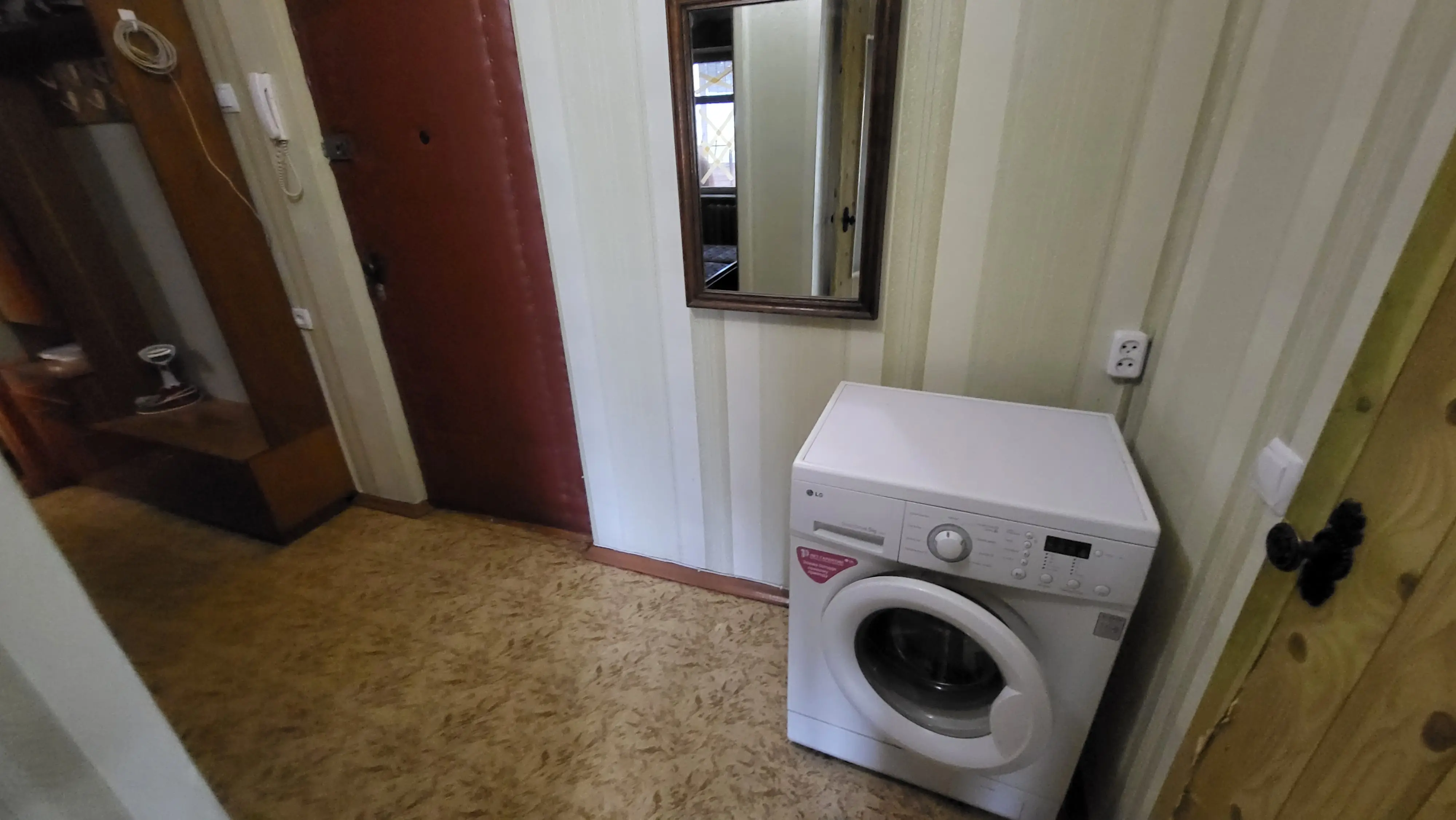 Фото Rent a 2-room apartment, Entuziastiv Street 29/1 Kyiv for long-term rent, price: 12000 UAH, code 2936