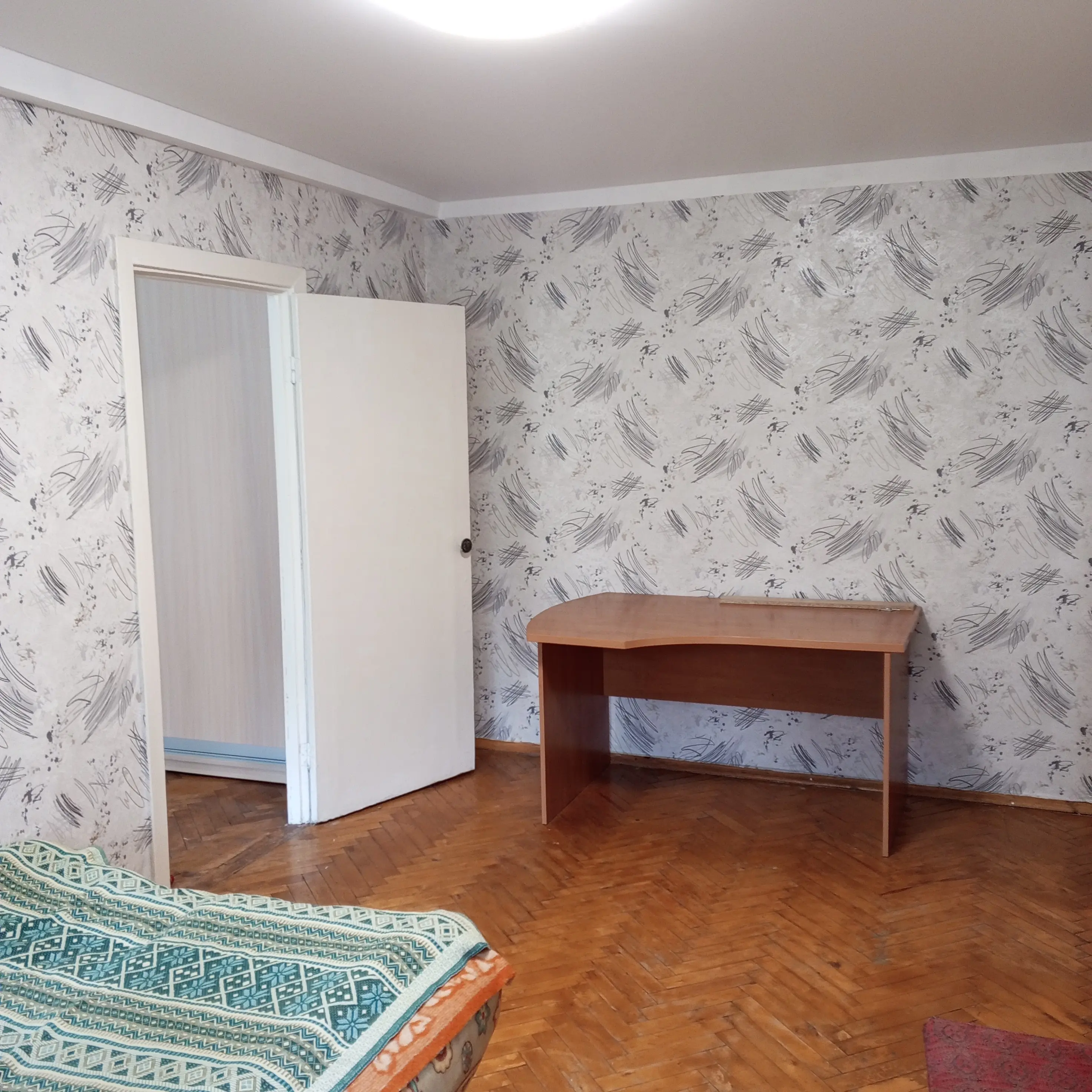 Фото Продаю 2-комнатную квартиру, 44 кв. м, ул. Ивана Дзюбы (Семьи Сосниных) 2а Киев, цена: 47300 $, код 2939