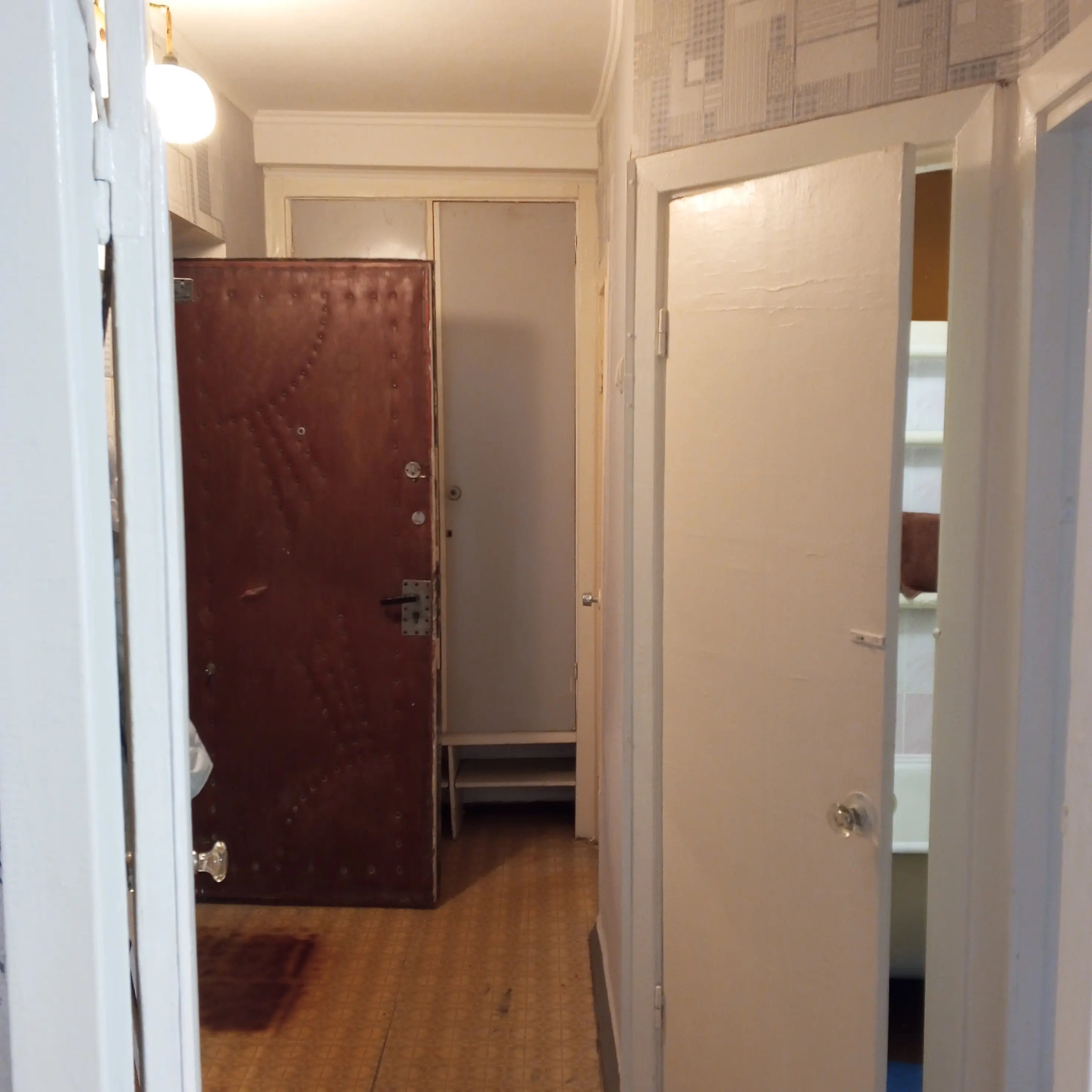 Фото Продаю 2-комнатную квартиру, 44 кв. м, ул. Ивана Дзюбы (Семьи Сосниных) 2а Киев, цена: 47300 $, код 2939