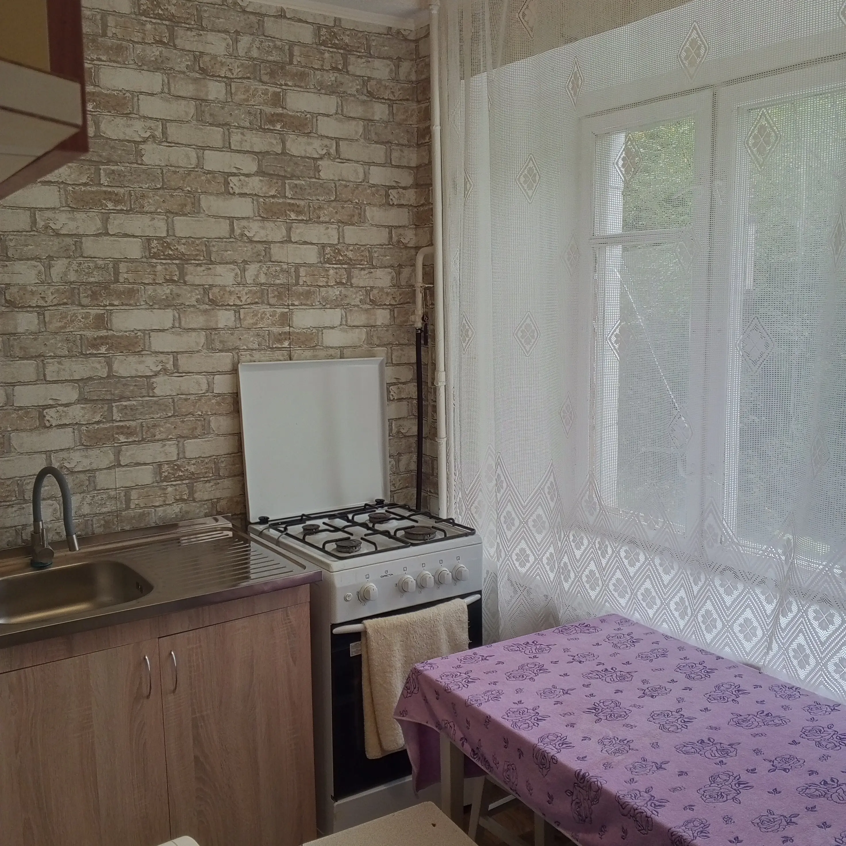 Фото Продаю 2-комнатную квартиру, 44 кв. м, ул. Ивана Дзюбы (Семьи Сосниных) 2а Киев, цена: 47300 $, код 2939