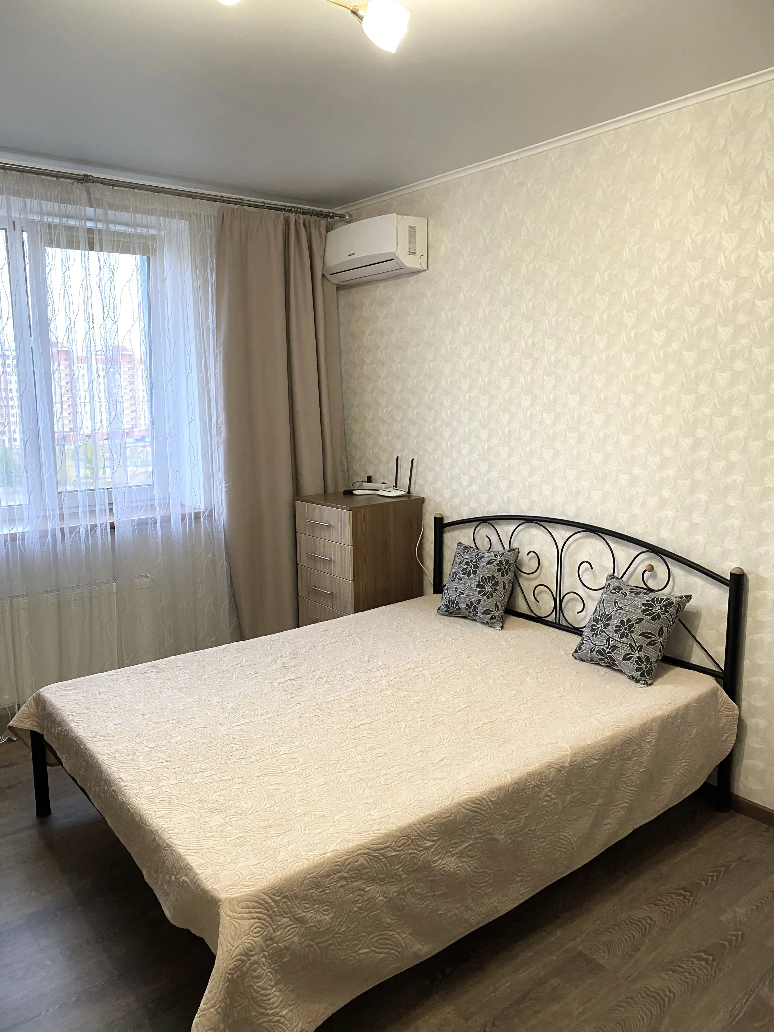 Фото Selling a 1-room apartment, 40 sq.m., Bogolubova Street 13 Sofiivska Borschahivka, price: 57900 $, code 2946