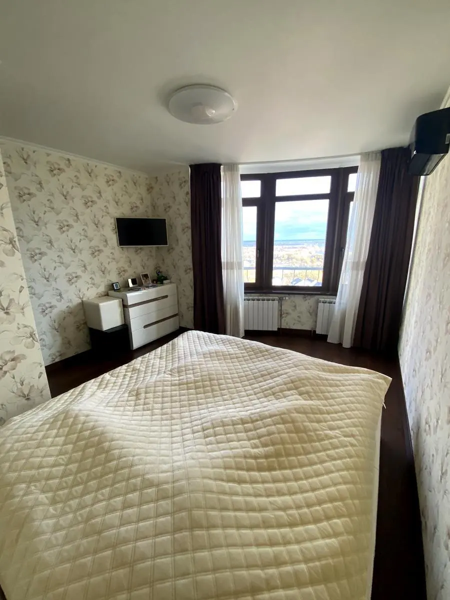 Фото Продаю 3-комнатную квартиру, 97 кв. м, Науки просп.  Киев, цена: 149000 $, код 2955