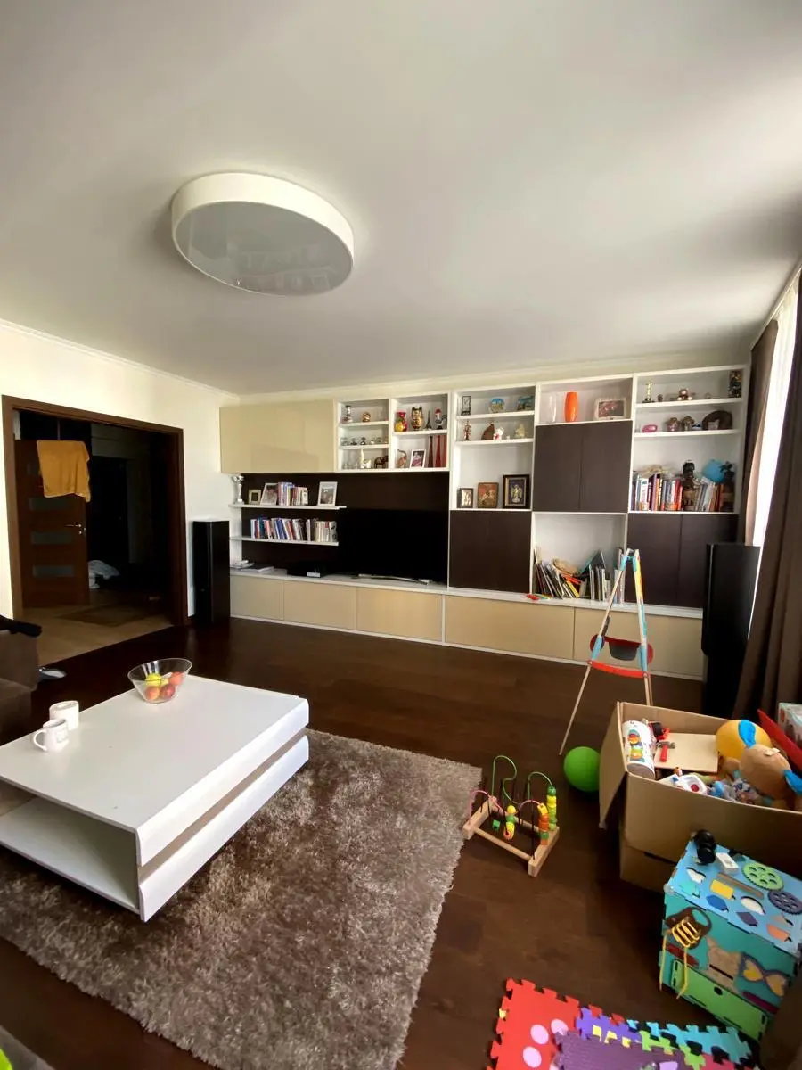 Фото Продаю 3-комнатную квартиру, 97 кв. м, Науки просп.  Киев, цена: 149000 $, код 2955