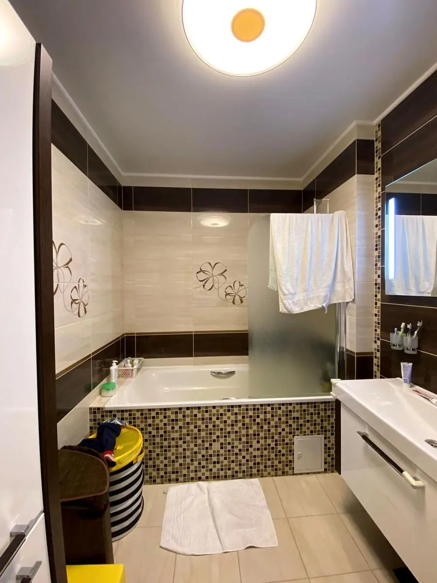 Фото Продаю 3-комнатную квартиру, 97 кв. м, Науки просп.  Киев, цена: 149000 $, код 2955