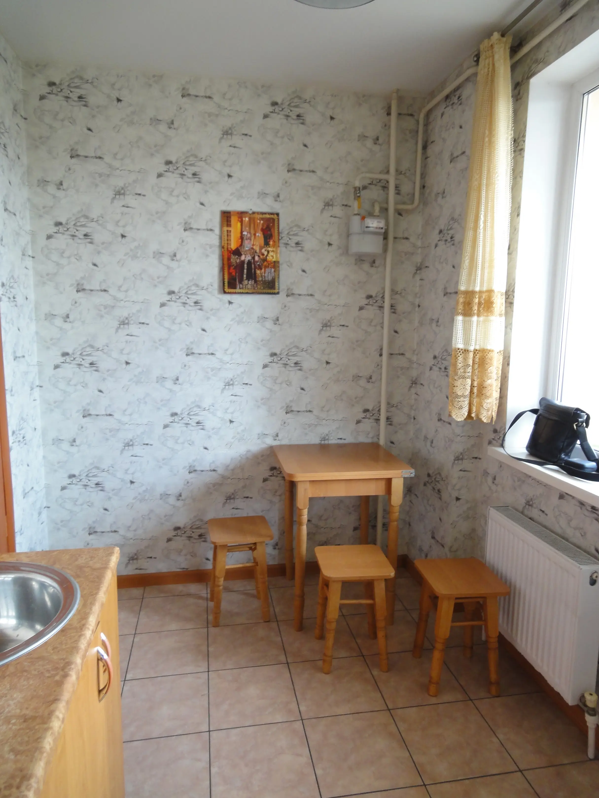 Фото Зняти 1 кімнатну квартиру, Проїзна вул. 3 Авангард в довгострокову оренду, ціна: 6000 UAH, код 2957