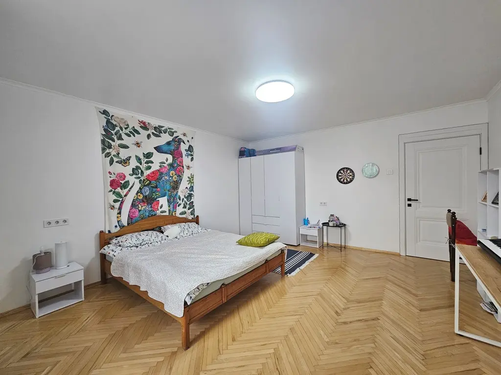Фото Продаю 2 кімнатну квартиру, 70 кв. м, Левка Лукʼяненка вул. (Маршала Тимошенка) 18 Київ, ціна: 105000 $, код 2976