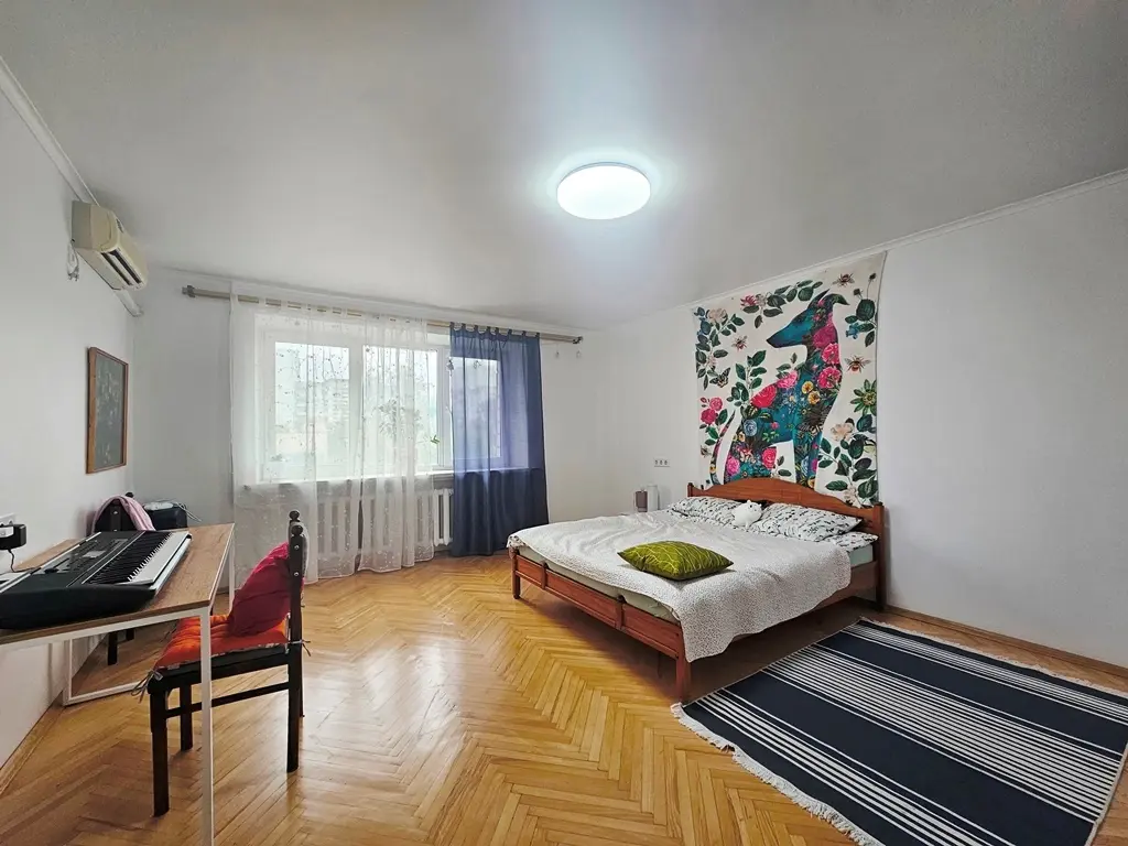 Фото Продаю 2 кімнатну квартиру, 70 кв. м, Левка Лукʼяненка вул. (Маршала Тимошенка) 18 Київ, ціна: 105000 $, код 2976