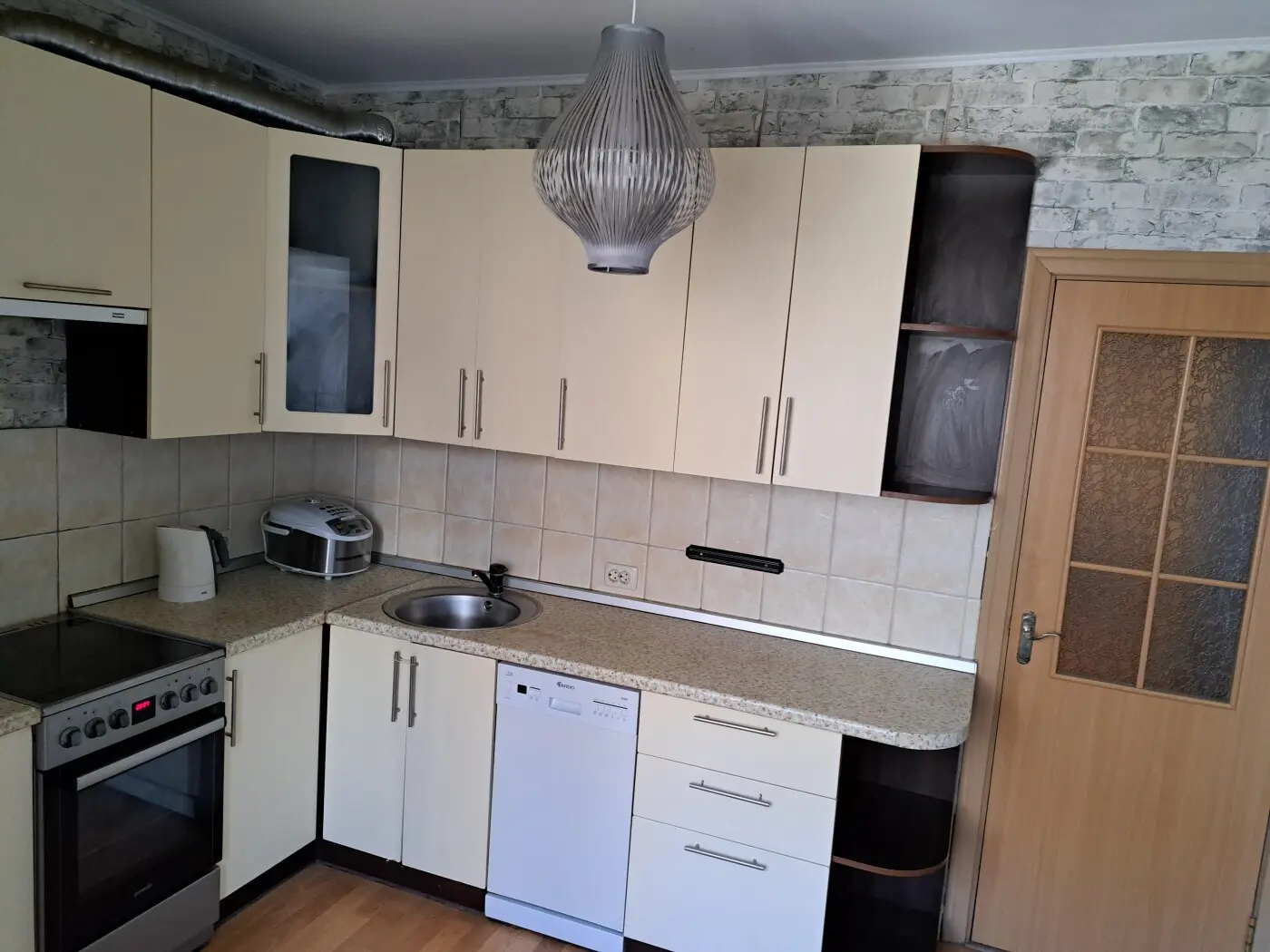Фото Rent a 3-room apartment, Avtozavodska Street  Kyiv for long-term rent, price: 14000 грн, code 2998