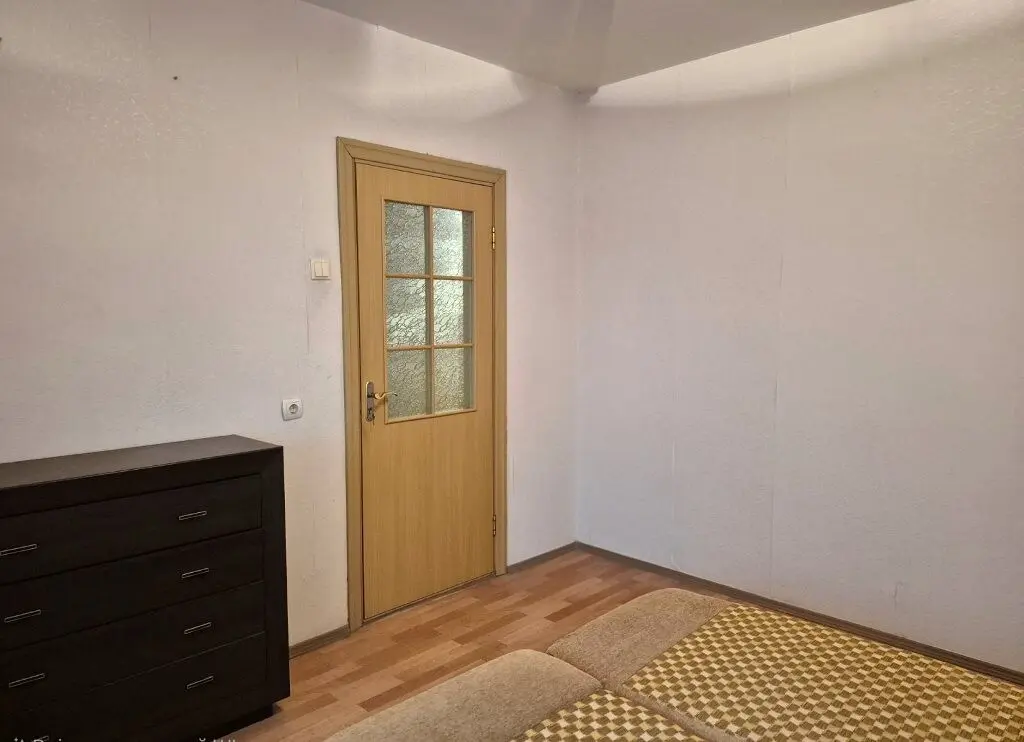 Фото Rent a 3-room apartment, Avtozavodska Street  Kyiv for long-term rent, price: 14000 грн, code 2998