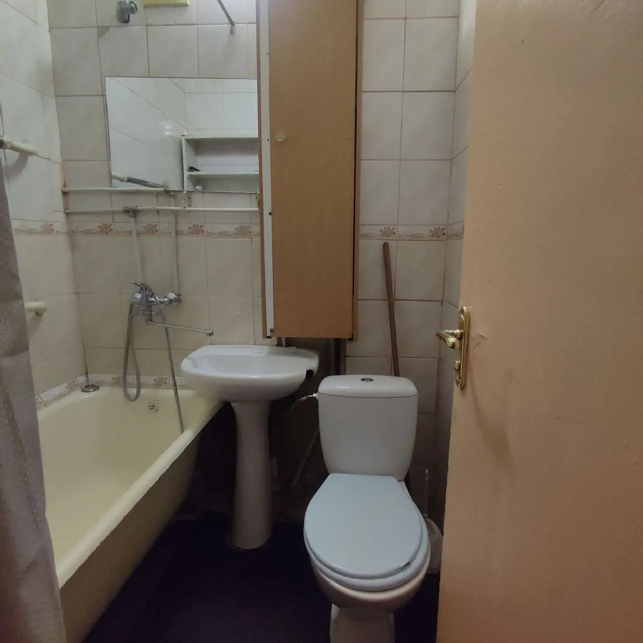 Фото Rent a 2-room apartment, Mykhaila Boichuka Street 13 Kyiv for long-term rent, price: 14900 грн, code 3000