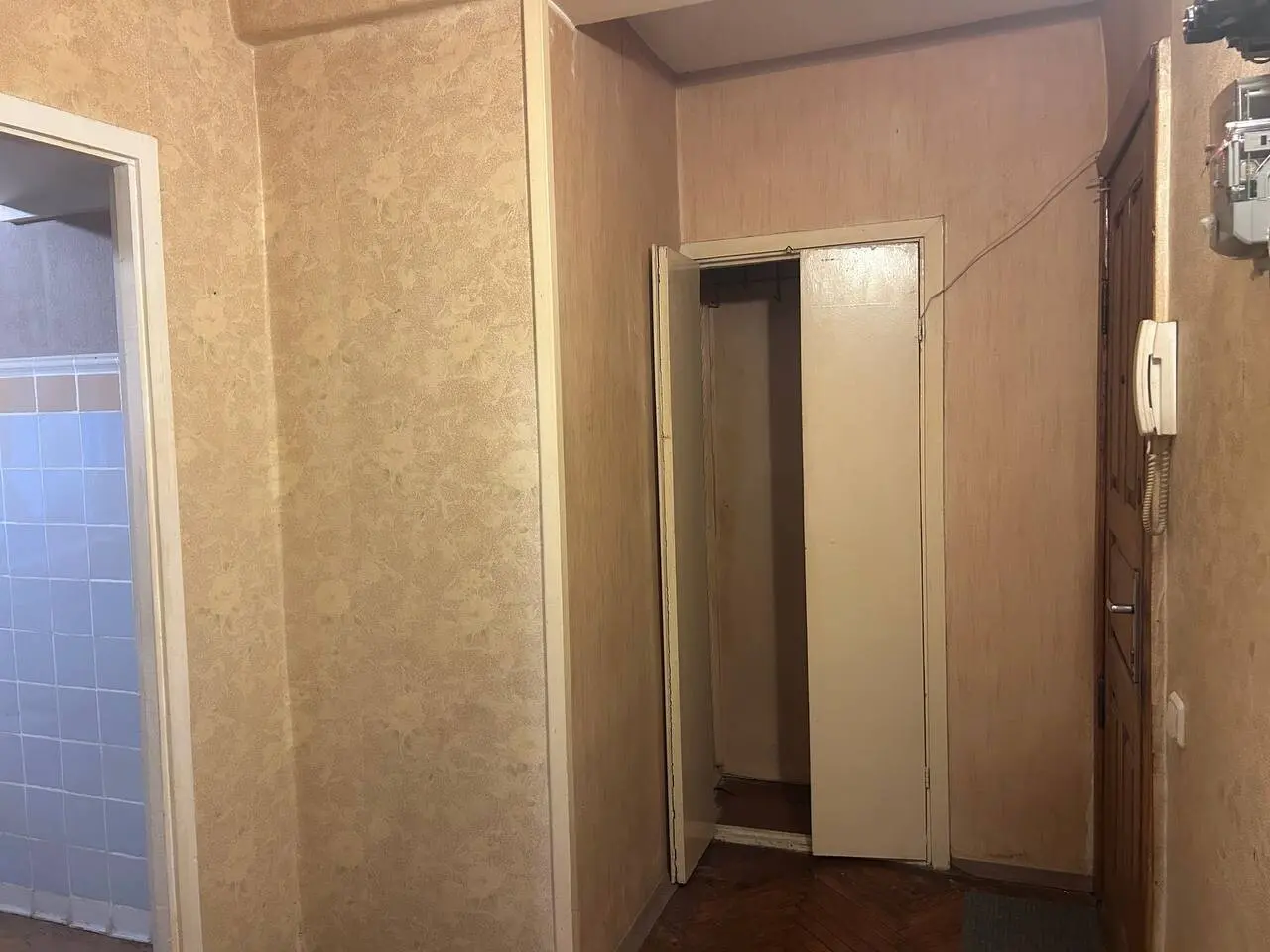Фото Продаю 1-комнатную квартиру, 32 кв. м, Правды просп. 80 Киев, цена: 42000 $, код 3001