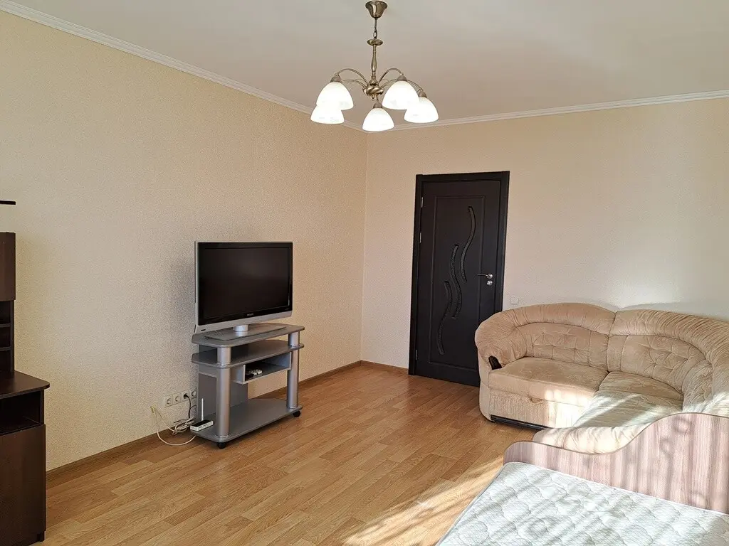 Фото Rent a 1-room apartment, Urlivska Street 34 Kyiv for long-term rent, price: 15000 грн, code 3002