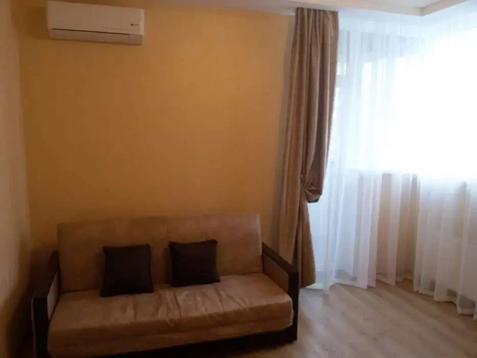 Фото Rent a 2-room apartment, Dragomanova Street 2 Kyiv for long-term rent, price: 18000 грн, code 3005