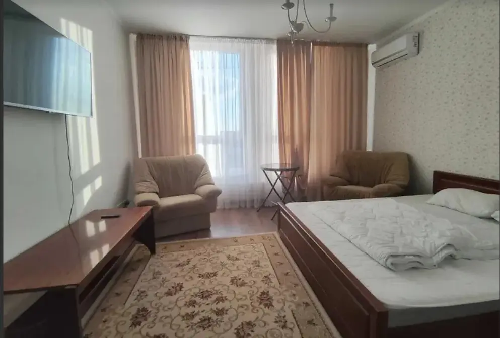 Фото Rent a 1-room apartment, Beresteiska Avenue (Peremohy Avenue) 67а Kyiv for long-term rent, price: 22500 грн, code 3017