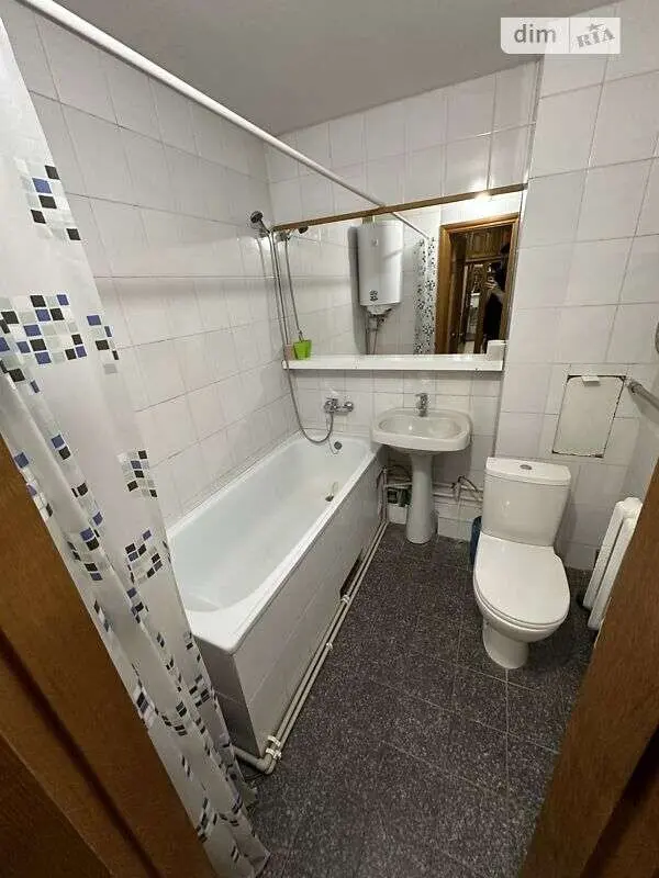 Фото Продаю 1-комнатную квартиру, 44 кв. м, Юности ул. 8/2 Киев, цена: 59000 $, код 3019