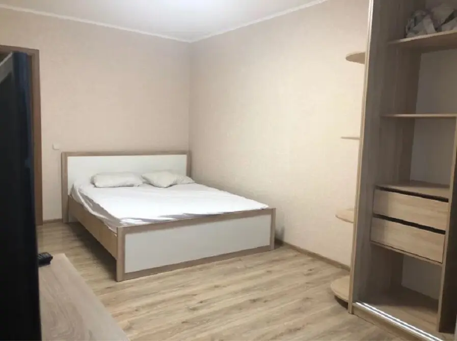 Фото Rent a 1-room apartment, Solomii Krushelnytskoi Street 15а Kyiv for long-term rent, price: 15000 грн, code 3023