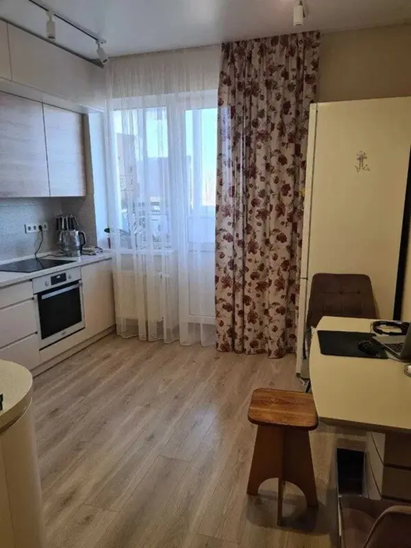 Фото Продаю 3-комнатную квартиру, 87 кв. м, Петра Запорожца ул. 26 Киев, цена: 125000 $, код 3029