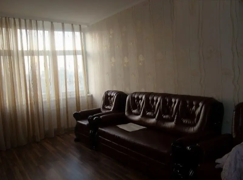 Фото Зняти 2 кімнатну квартиру, Драгоманова вул. 40 Київ в довгострокову оренду, ціна: 19500 грн, код 3030