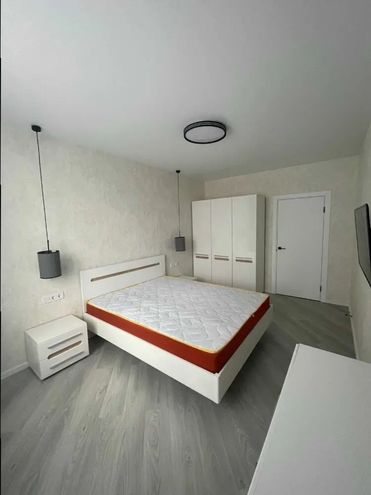Фото Продаю 1 кімнатну квартиру, 40 кв. м, Ревуцького вул. 40 Київ, ціна: 85000 $, код 3041