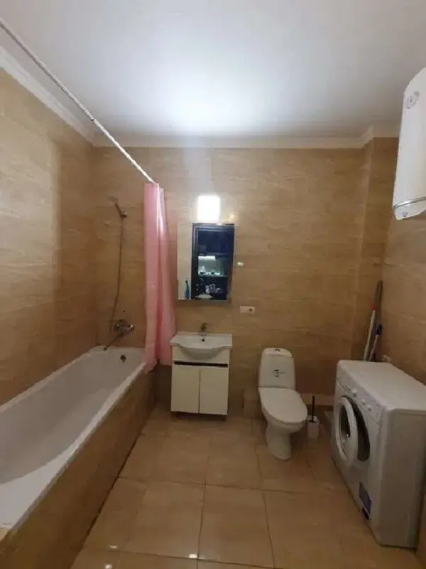 Фото Продаю 1 кімнатну квартиру, 50 кв. м, Драгоманова вул. 2 Київ, ціна: 65000 $, код 3042