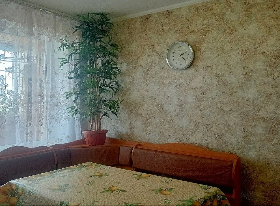 Фото Зняти 2 кімнатну квартиру, Братиславська вул. 2 Київ в довгострокову оренду, ціна: 14000 грн, код 3044