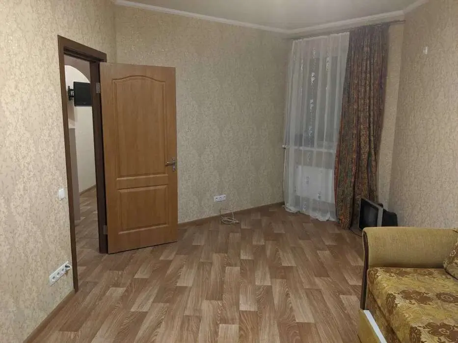 Фото Продаю 2-комнатную квартиру, 65 кв. м, Евгения Харченко ул. (Евгения Харченко) 47 Киев, цена: 73000 $, код 3046